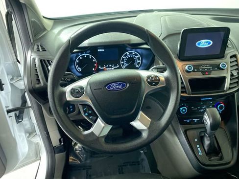 Used 2022 Ford Transit Connect XLT image 10