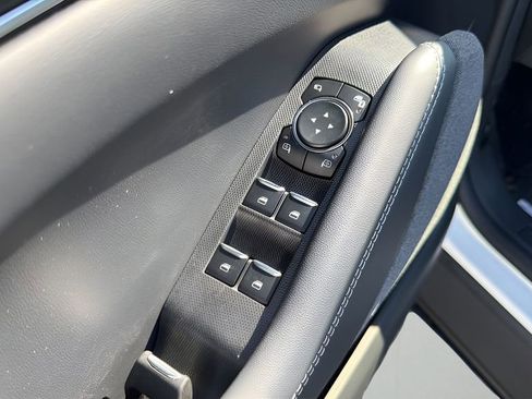 New 2026 Ford Mustang Mach-E Premium image 25