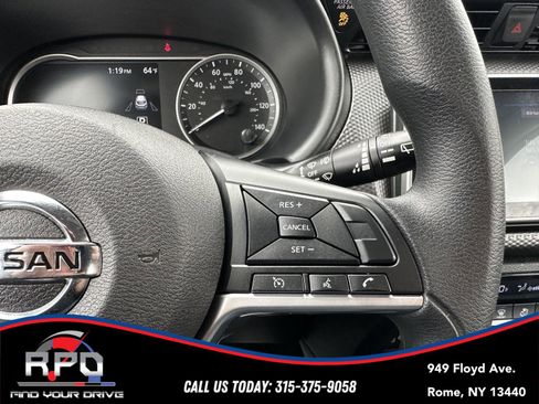 Used 2019 Nissan Kicks SV FWD image 21