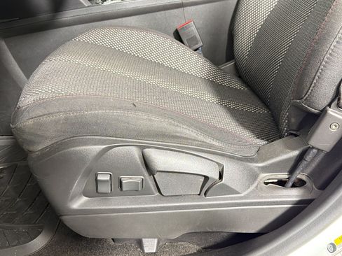 Used 2016 Chevrolet Equinox LT FWD image 12