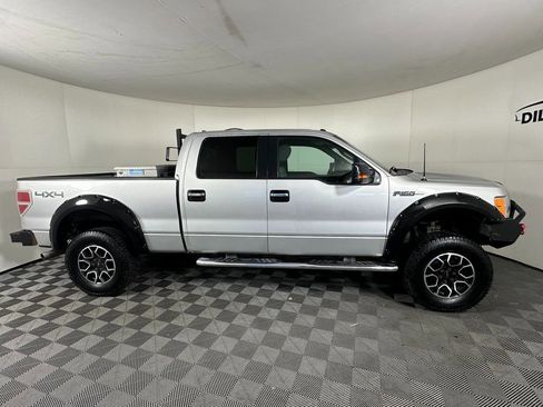 Used 2012 Ford F150 XLT w/ XLT Chrome Pkg image 12
