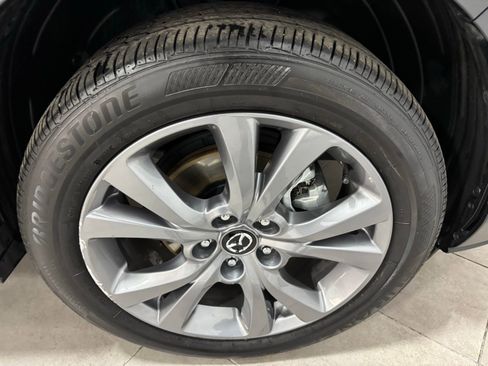 Certified 2025 MAZDA CX-30 AWD 2.5 S w/ Preferred Package image 9