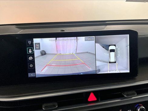 Used 2024 Kia Sorento SX image 14