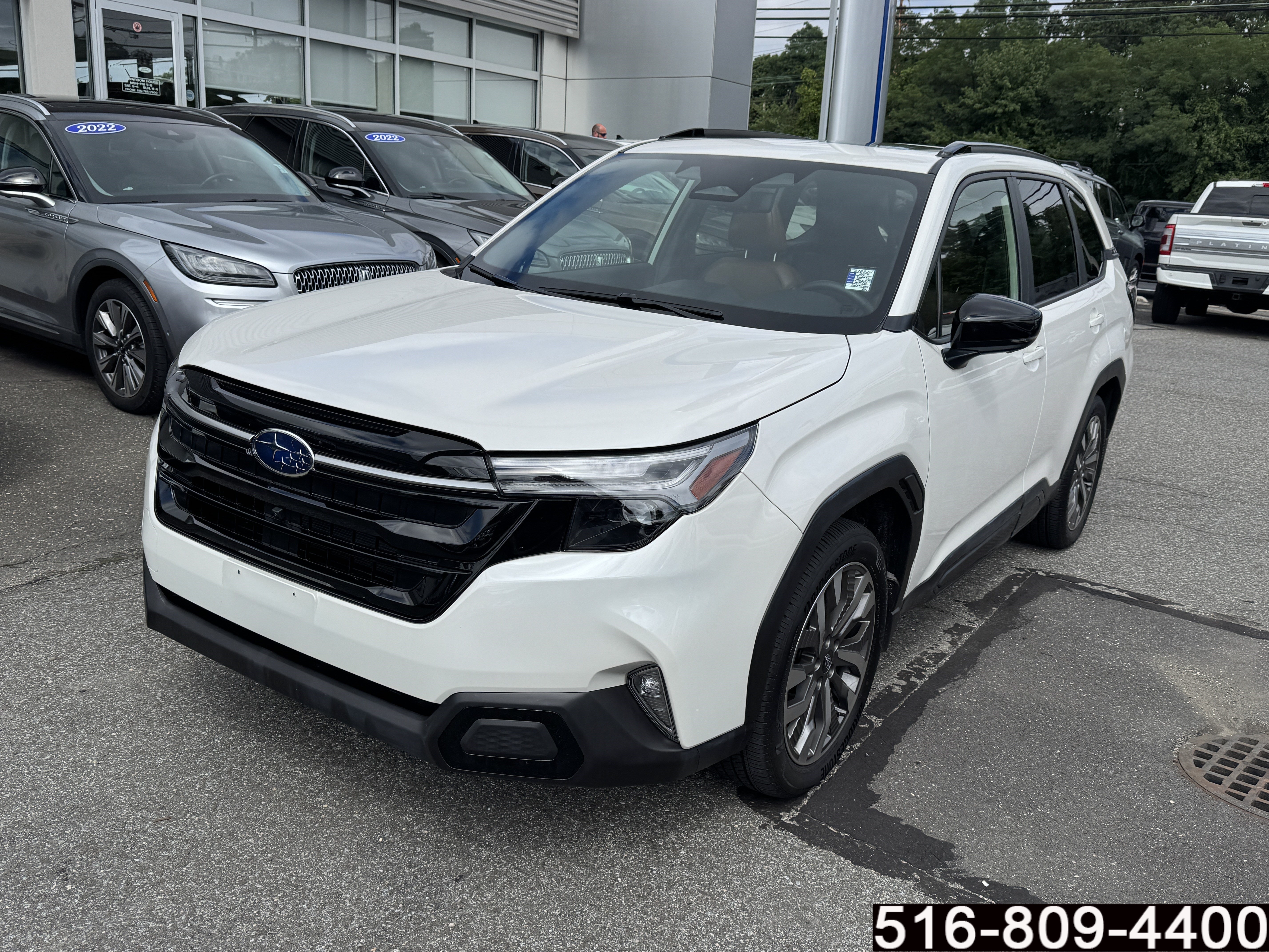 Used 2025 Subaru Forester Touring AWD/4WD image 8