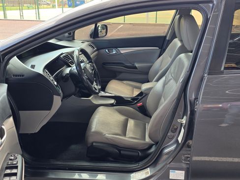 Used 2013 Honda Civic Hybrid Sedan image 13