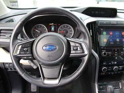 Used 2019 Subaru Ascent Premium image 18