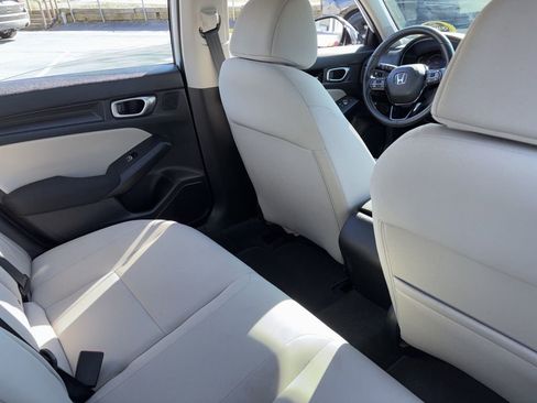 Used 2024 Honda Civic EX image 6