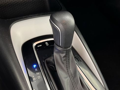 Used 2022 Toyota Corolla SE FWD image 17