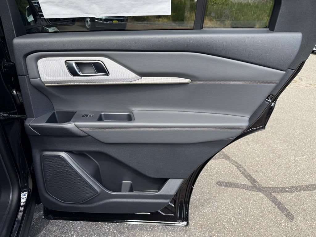 New 2026 Ford Explorer Active AWD/4WD image 28