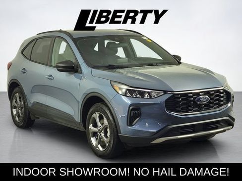 Used 2026 Ford Escape ST-Line AWD/4WD image 1