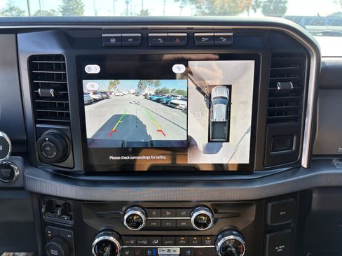 Used 2024 Ford F250 Platinum image 27