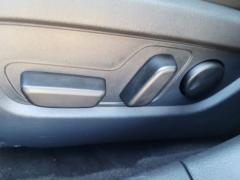 Used 2023 MAZDA CX-50 2.5 S w/ Preferred Plus Pkg image 19