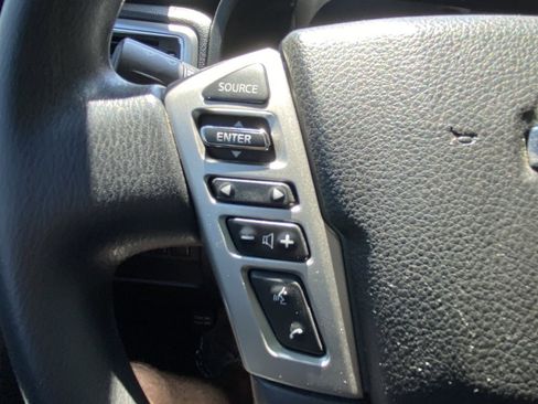 Used 2021 Nissan Titan SV w/ Accessory Utility Package image 29