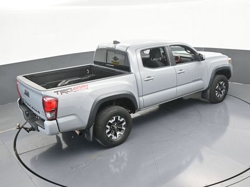 Used 2019 Toyota Tacoma TRD Off-Road image 49