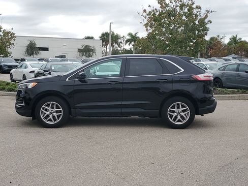 Used 2023 Ford Edge SEL image 7