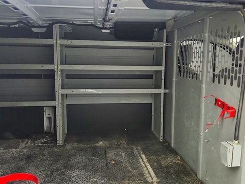 Used 2019 Ford Transit 150 130 Low Roof RWD image 24