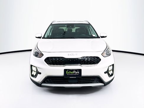 Used 2022 Kia Niro EX image 2