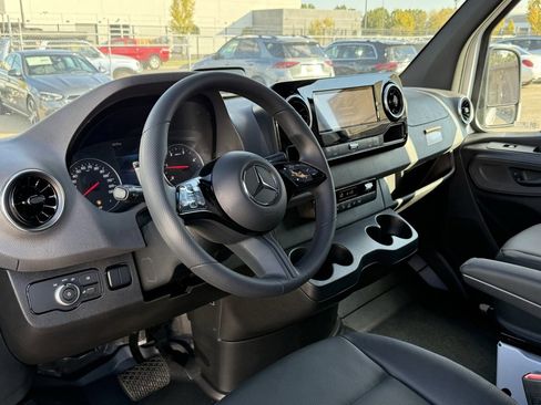 New 2026 Mercedes-Benz Sprinter 2500 image 26