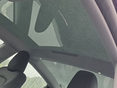 Used 2026 Tesla Model 3 RWD image 8