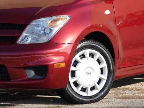 Used 2006 Scion xA FWD image 11