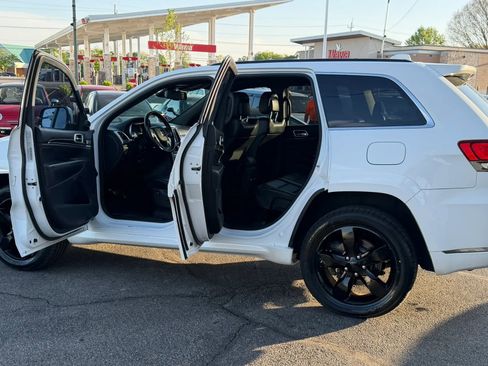 Used 2016 Jeep Grand Cherokee High Altitude image 16