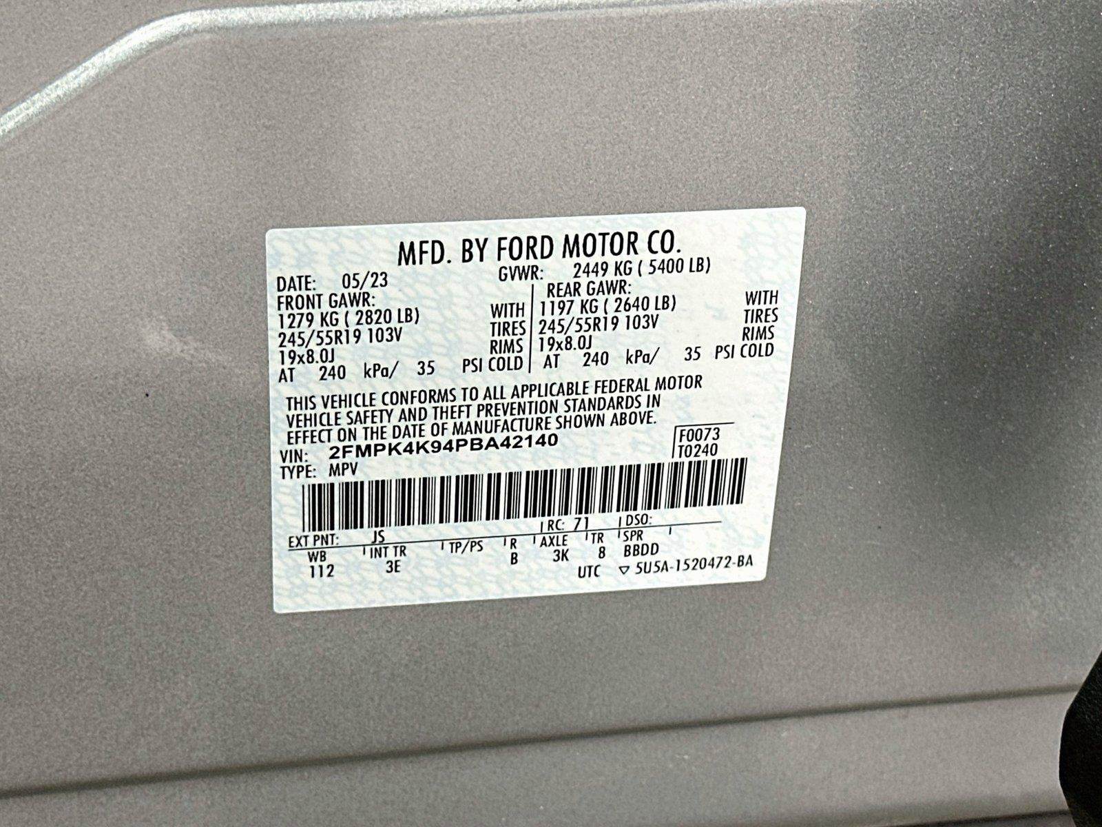 Used 2023 Ford Edge Titanium AWD/4WD image 23