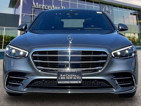 Certified 2025 Mercedes-Benz S 580 4MATIC Sedan image 3