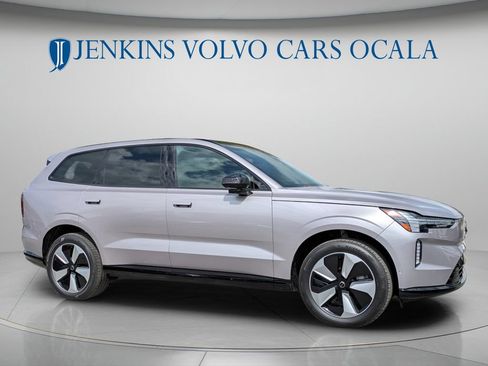 New 2026 Volvo EX90 Plus RWD image 2