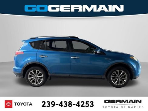 Used 2017 Toyota RAV4 Limited w/ Advanced Technology Package AWD/4WD image 11