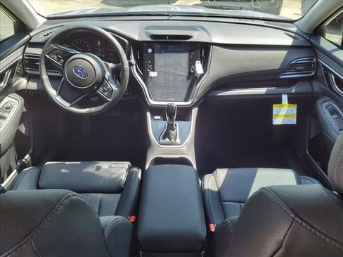Used 2025 Subaru Outback Limited AWD/4WD image 7