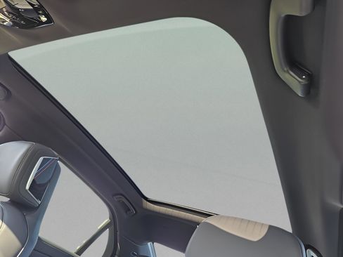 New 2026 BMW i7 eDrive50 w/ M Sport Package image 16