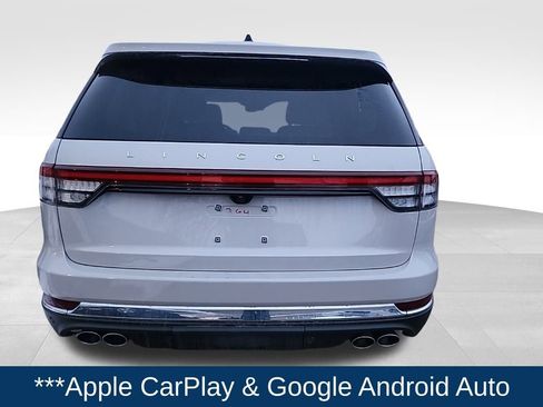 Used 2025 Lincoln Aviator AWD image 4