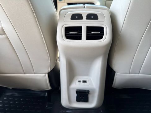 Certified 2023 Buick Envision Avenir AWD/4WD image 39