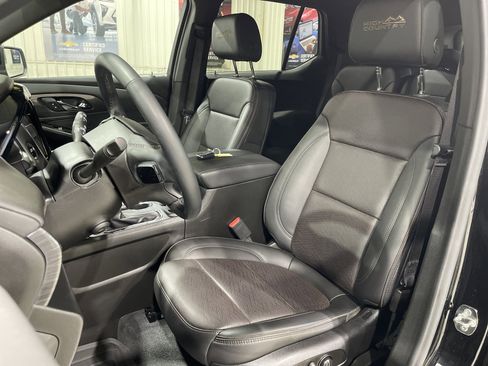 Used 2023 Chevrolet Traverse High Country w/ LPO, Floor Liner Package image 19