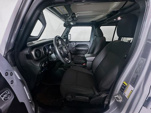 Used 2023 Jeep Wrangler Unlimited w/ Cold Weather Group AWD/4WD image 13