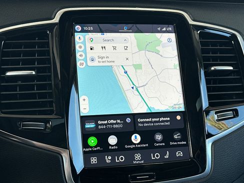 Certified 2024 Volvo XC90 B5 Plus AWD/4WD image 23