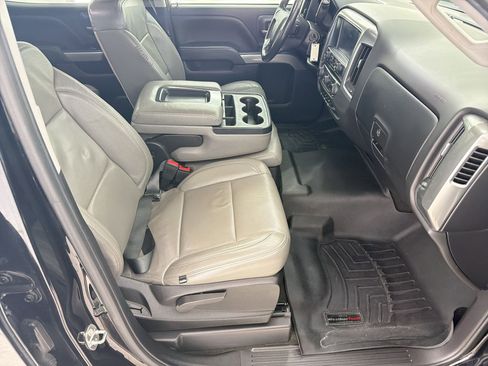 Used 2018 Chevrolet Silverado 1500 LT w/ All Star Edition AWD/4WD image 26