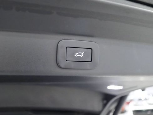Used 2025 Land Rover Range Rover Sport Dynamic SE AWD/4WD image 41