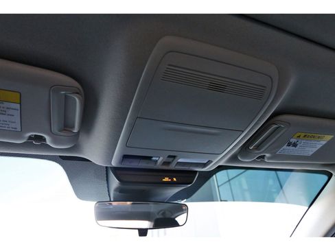 Used 2023 MAZDA MAZDA3 s image 24