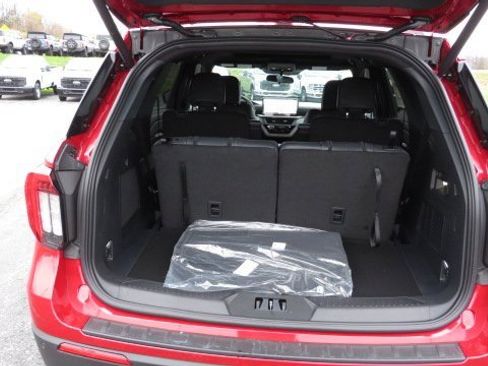 New 2026 Ford Explorer ST-Line image 30