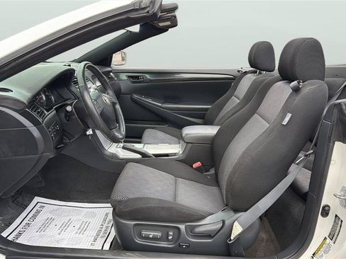 Used 2006 Toyota Solara SE w/ Convenience Pkg FWD image 16