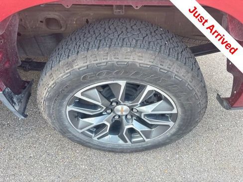 Used 2024 Chevrolet Silverado 1500 LT w/ LPO, Dark Essentials Package RWD image 20