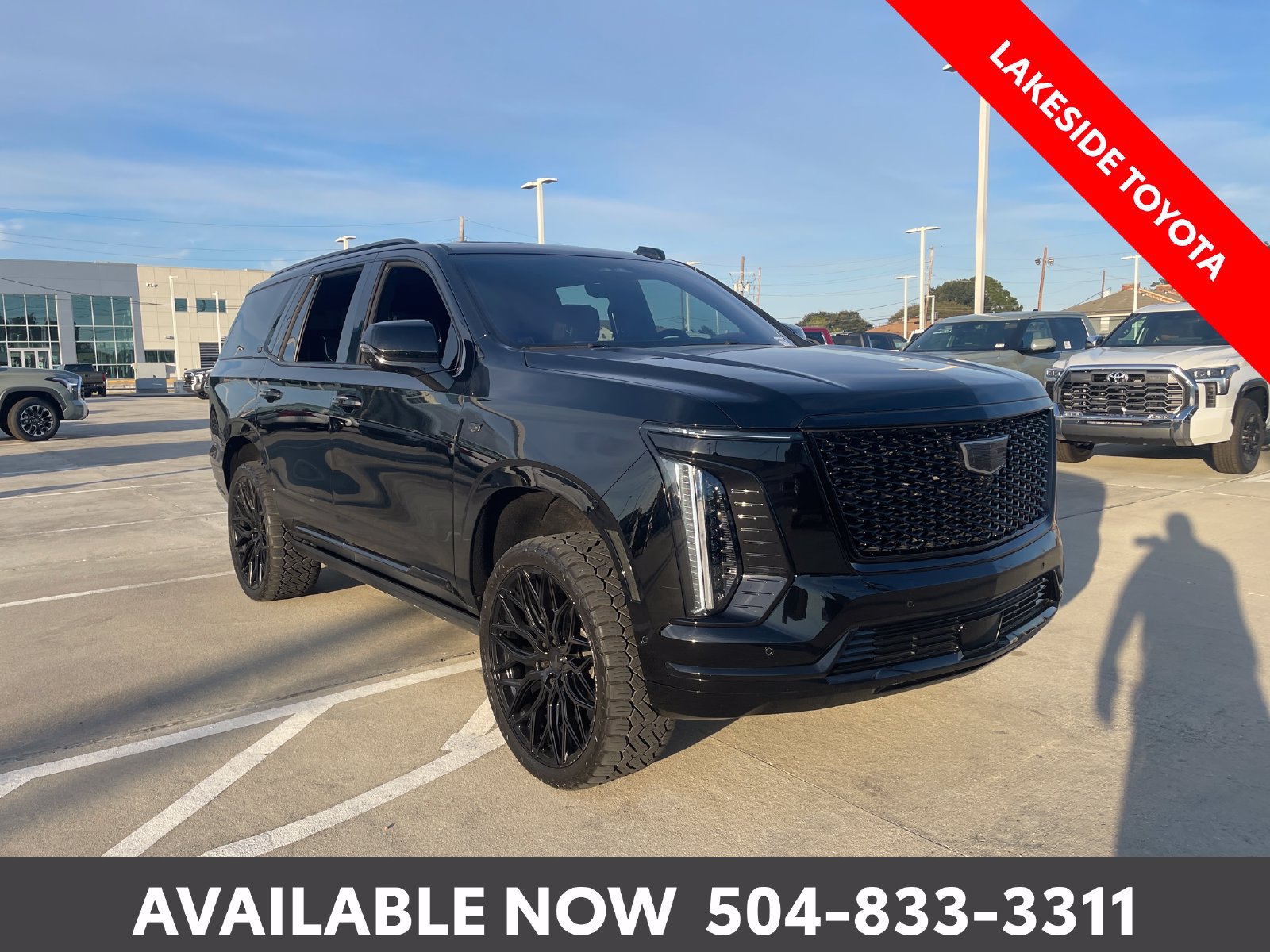 Used 2025 Cadillac Escalade Sport w/ LPO, Floor Liner Package AWD/4WD image 8
