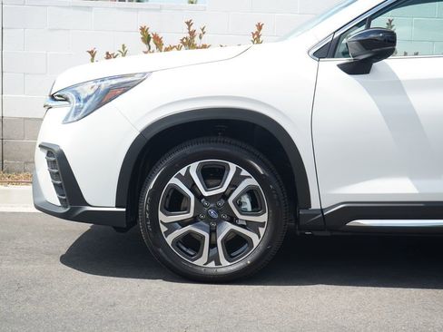 New 2026 Subaru Ascent Limited AWD/4WD image 2