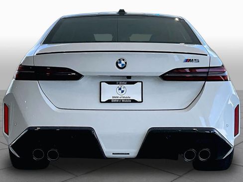 New 2027 BMW M5 w/ Executive Package AWD/4WD image 4