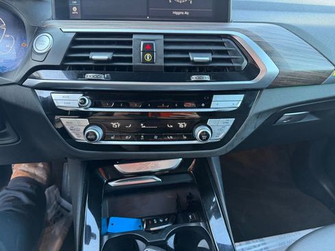 Used 2021 BMW X3 xDrive30e w/ Premium Package image 18