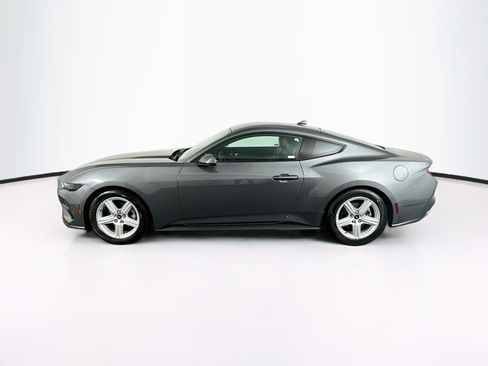Used 2026 Ford Mustang Premium RWD image 4