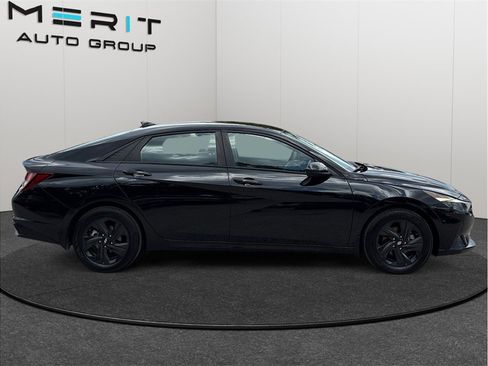 Used 2023 Hyundai Elantra SEL FWD image 10