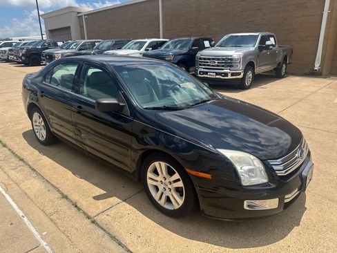 Used 2007 Ford Fusion SEL FWD image 3