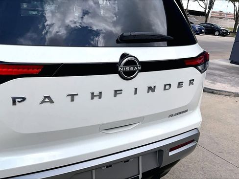 Certified 2024 Nissan Pathfinder Platinum w/ Cargo Package image 30